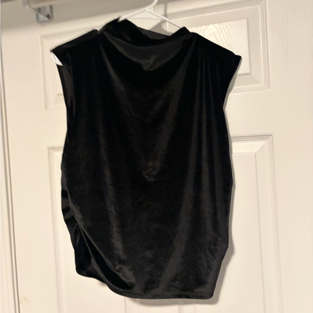 Elegant Black Sleeveless Top Velvet